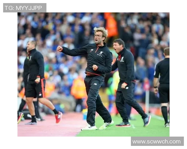 最自信的足球明星如何在赛场上展现个人魅力与领导力